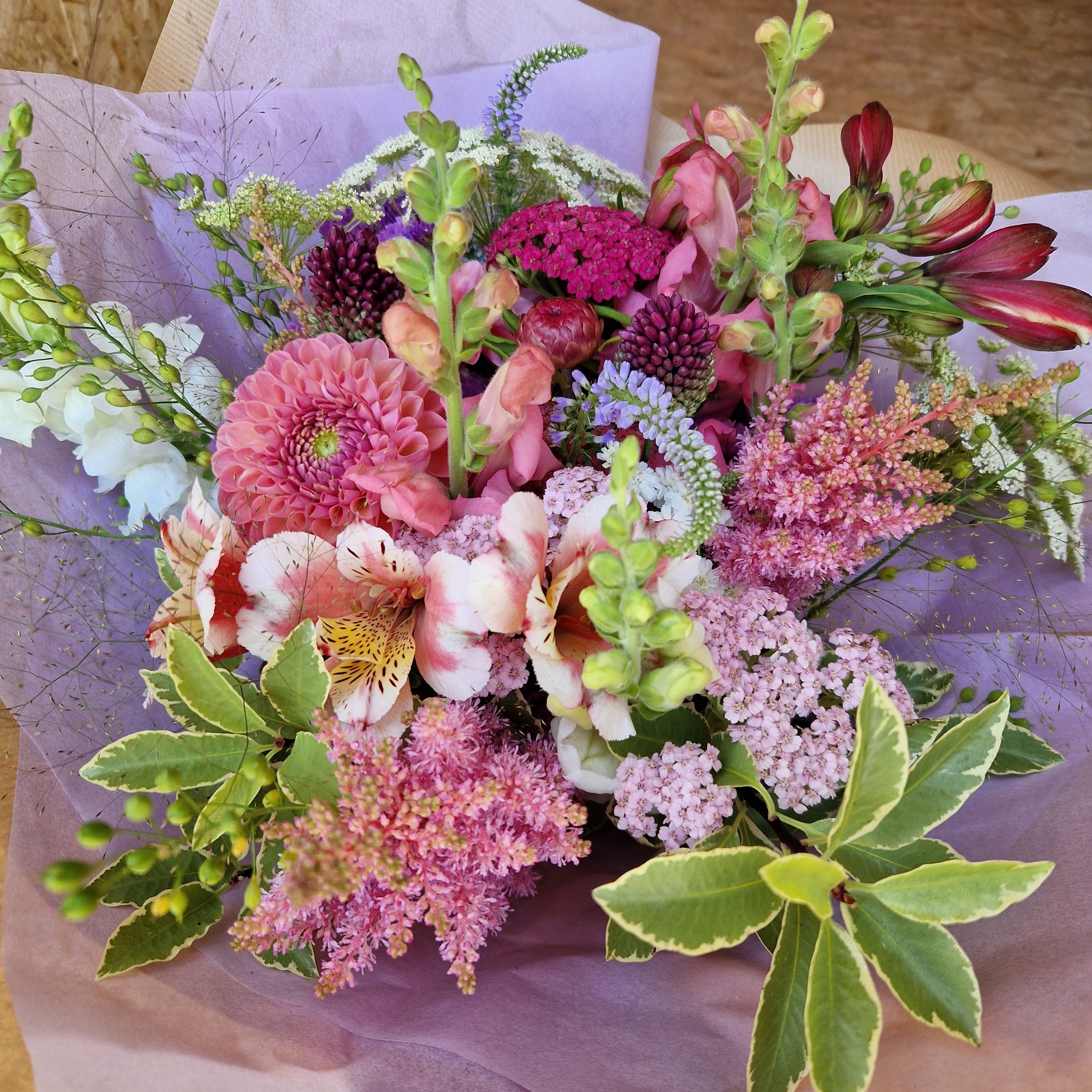 Seasonal Bouquet (regular)